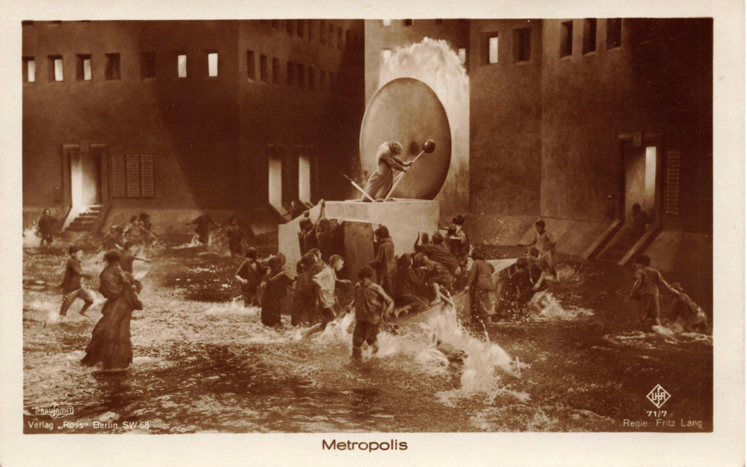 Real Photographic Postcards of Fritz Lang’s “Metropolis”